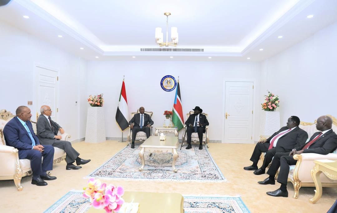 البرهان وسلفاكير يعقدان جلسة مباحثات مشتركة 