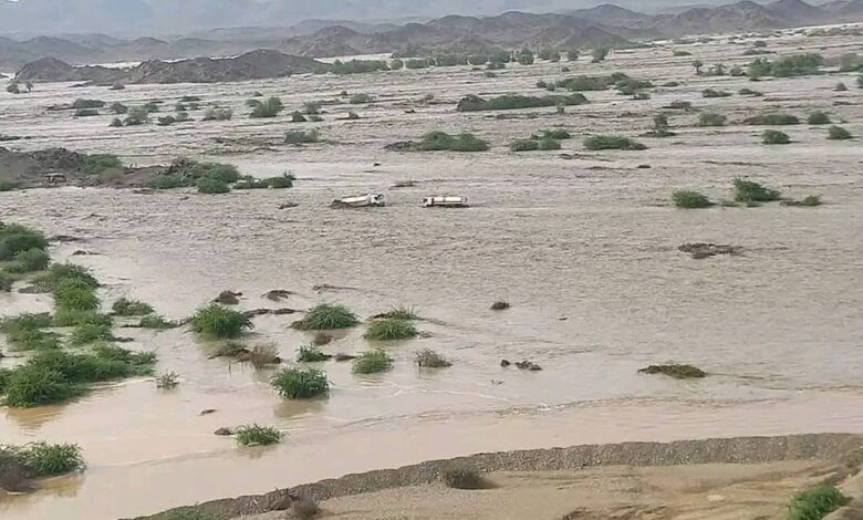 طوكر تغرق في السيول: المنازل تندثر والمواطنون يلوذون للجبال